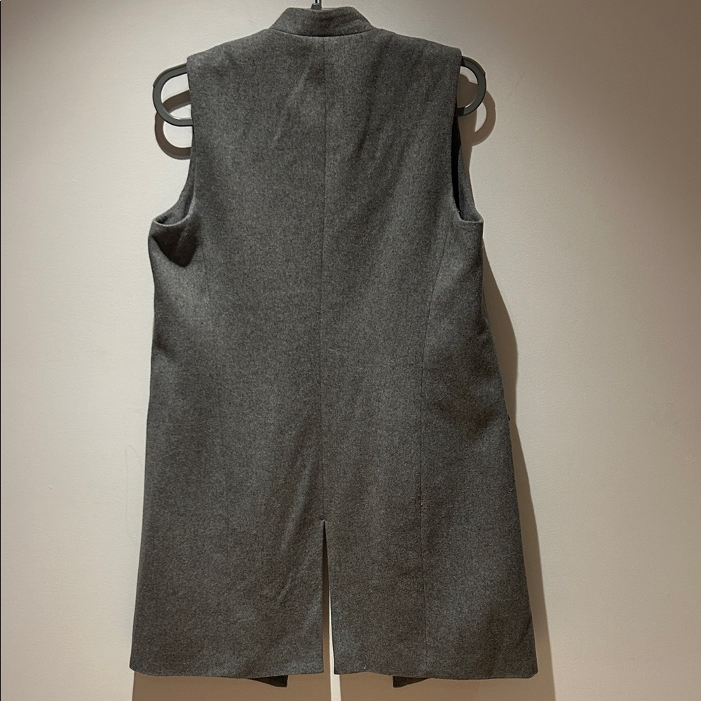 Contemporaine Wool Gray Sleeveless Vest Top - Picture 8 of 9